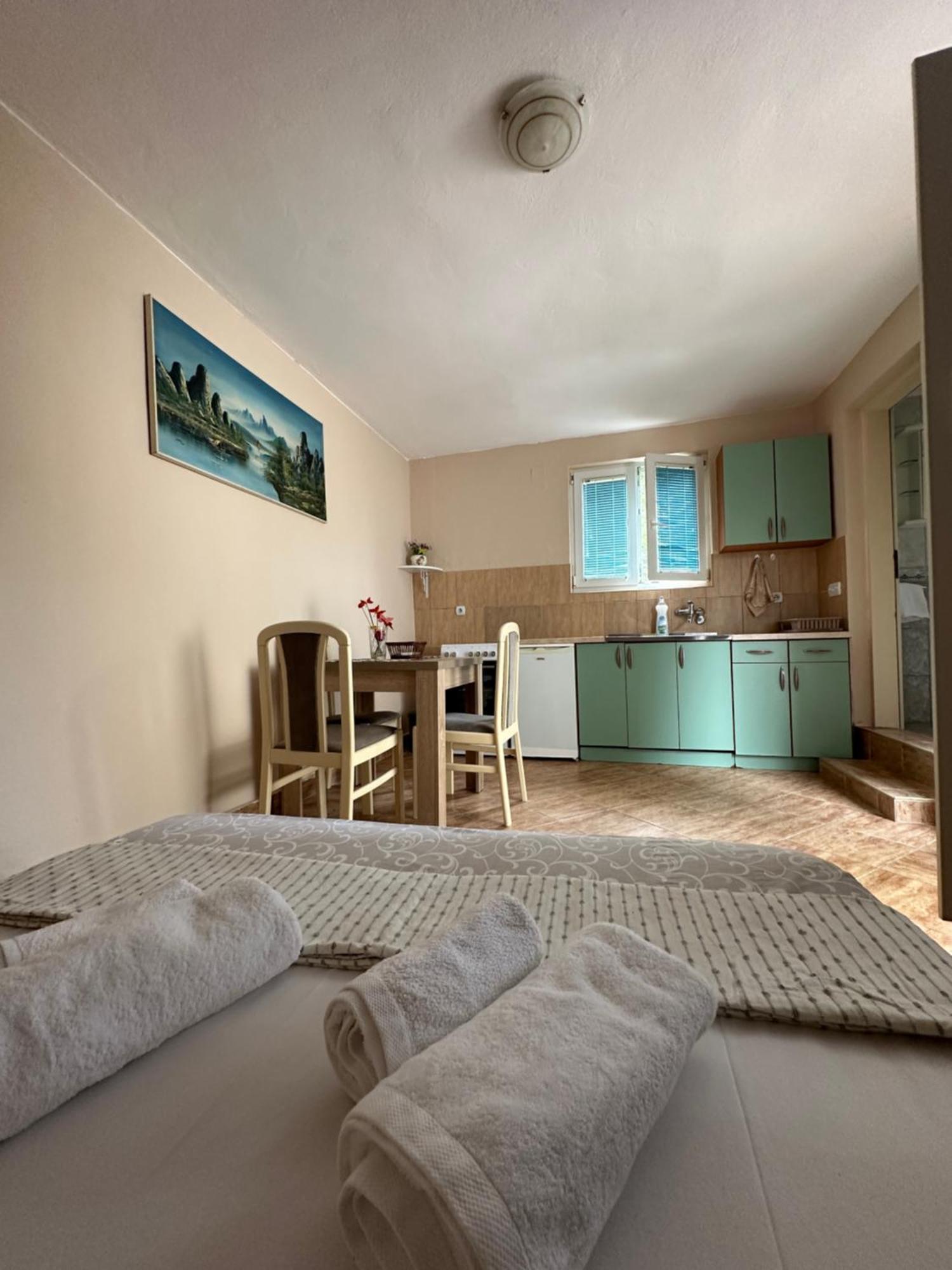 Apartman Nina Risan Extérieur photo