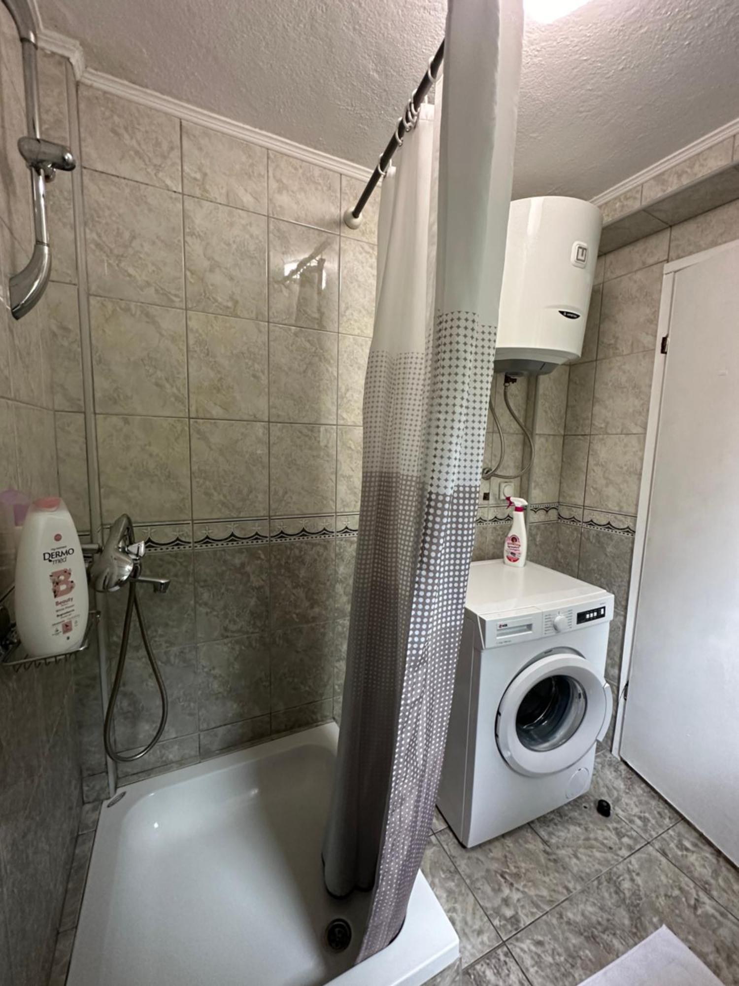 Apartman Nina Risan Extérieur photo